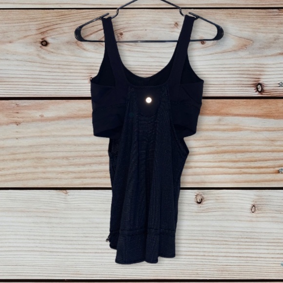 Lululemon summer sport multi layer tank top size 6 - Picture 6 of 7